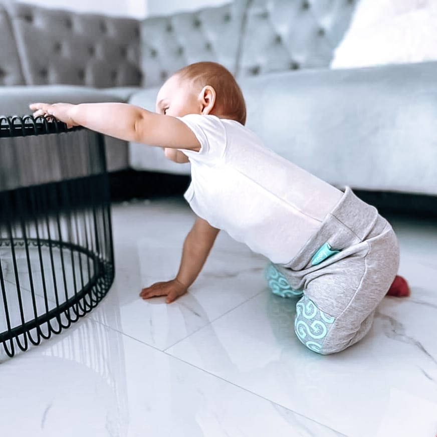 7 Stages of Crawling: A Practical Guide to Help Your Baby Progress